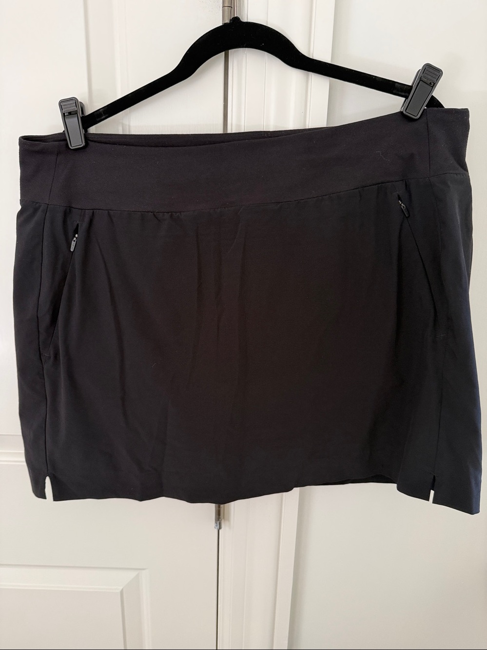 Athleta Black Soho Skort Size 16